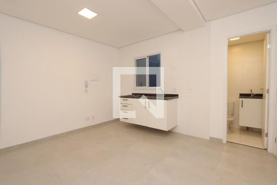Kitnet/Studio para alugar com 1 quarto, 19m² em São Lucas, São Paulo