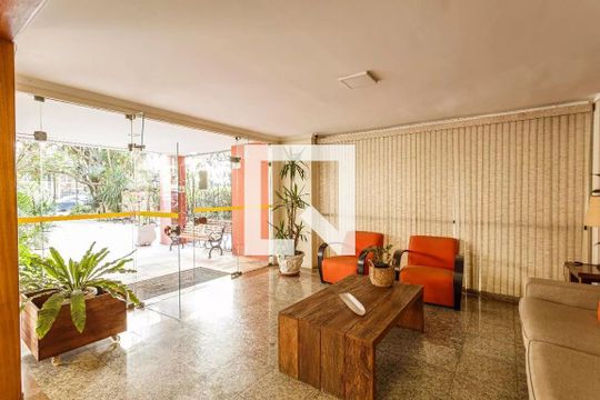 Hall social de apartamento à venda com 3 quartos, 92m² em Vila Nova Conceição, São Paulo