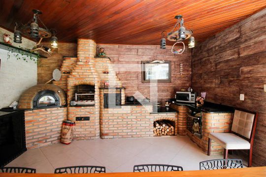 Area Externa Privativa de apartamento à venda com 3 quartos, 380m² em Fernão Dias, Belo Horizonte