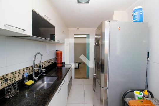Cozinha de apartamento à venda com 3 quartos, 380m² em Fernão Dias, Belo Horizonte