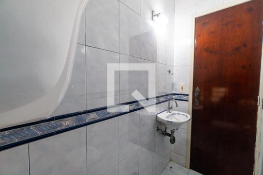 Lavabo de casa para alugar com 3 quartos, 100m² em Vila Mira, São Paulo