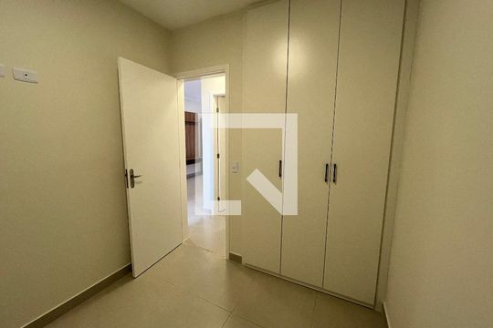 Quarto 2 de apartamento à venda com 2 quartos, 40m² em Vila Paulicéia, São Paulo