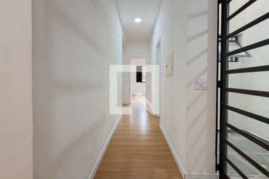 Corredor de casa à venda com 3 quartos, 100m² em Ipiranga, São Paulo