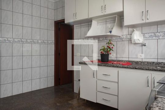 Cozinha de casa à venda com 3 quartos, 150m² em Parque Imperial, São Paulo