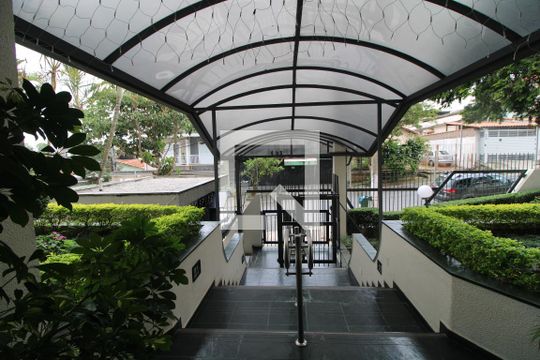 Entrada de apartamento para alugar com 2 quartos, 65m² em Jardim Santa Cruz (campo Grande), São Paulo