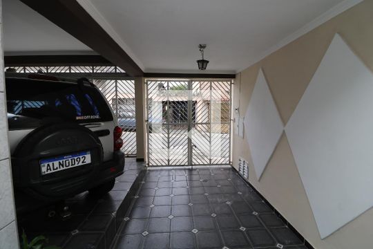 Garagem de casa para alugar com 3 quartos, 168m² em Jardim Vila Formosa, São Paulo