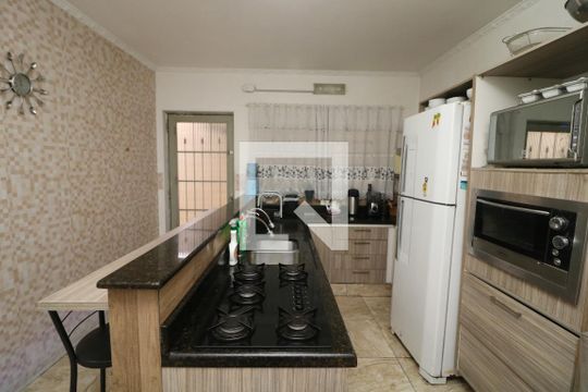 Cozinha de casa para alugar com 3 quartos, 168m² em Jardim Vila Formosa, São Paulo