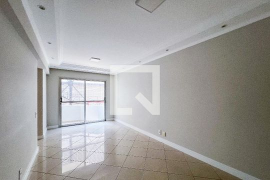 Apartamento à venda com 2 quartos, 66m² em Vila Olímpia, São Paulo