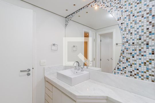 Banheiro da Suíte 2 de apartamento para alugar com 4 quartos, 217m² em Jardim da Saúde, São Paulo