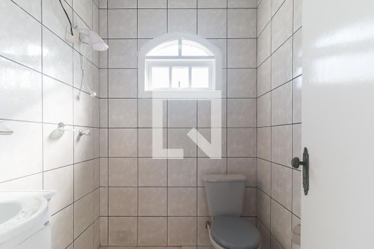 Banheiro 1 de casa para alugar com 3 quartos, 140m² em Jardim Rodeio, Mogi das Cruzes