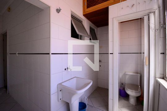 Área de Serviço   de casa à venda com 2 quartos, 100m² em Paraíso, São Paulo