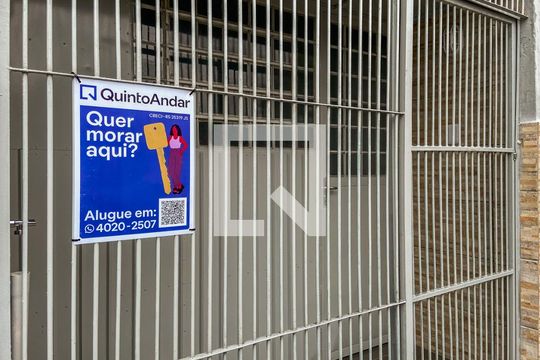 Apartamento à venda com 1 quarto, 32m² em Jardim Carvalho, Porto Alegre