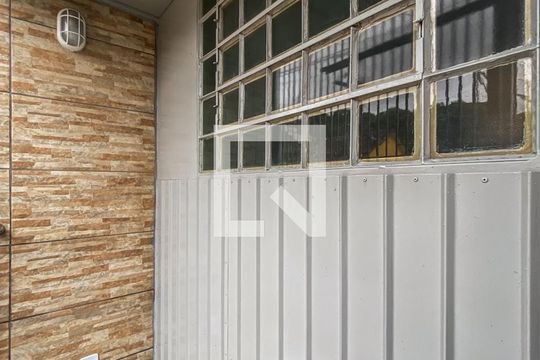 Área de Serviço de apartamento à venda com 1 quarto, 32m² em Jardim Carvalho, Porto Alegre