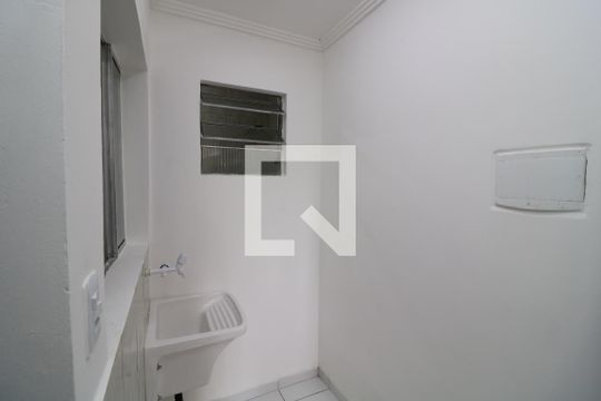 Área de Serviço de casa para alugar com 1 quarto, 38m² em Jardim Sonia Maria, São Paulo