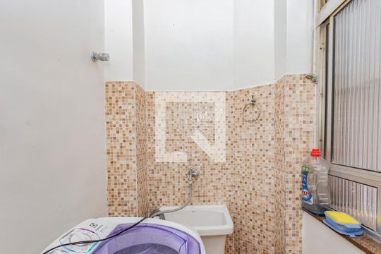 Area de Serviços de apartamento para alugar com 1 quarto, 48m² em Liberdade, São Paulo