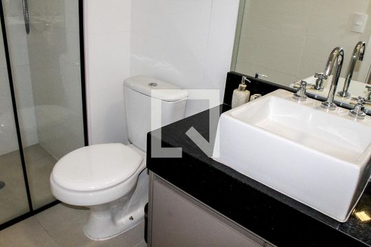 Banheiro de apartamento à venda com 1 quarto, 40m² em Perdizes, São Paulo