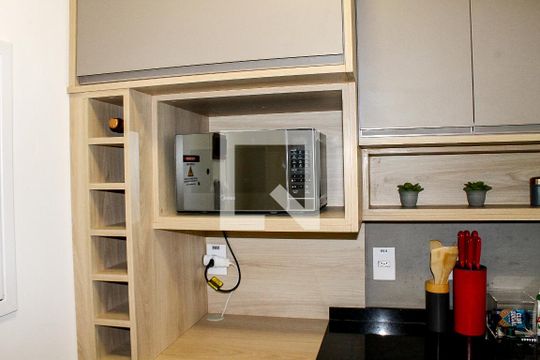 Cozinha de apartamento à venda com 1 quarto, 40m² em Perdizes, São Paulo