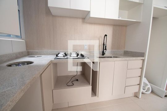 cozinha/lavanderia de apartamento para alugar com 2 quartos, 43m² em Feitoria, São Leopoldo