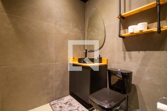 Banheiro da Suíte de apartamento para alugar com 1 quarto, 80m² em Sumarezinho, São Paulo