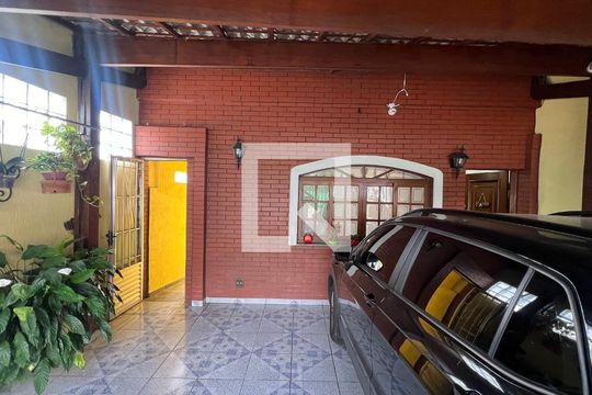 Garagem de casa à venda com 3 quartos, 150m² em Vila Madalena, São Paulo