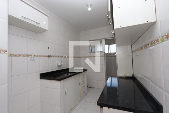 Apartamento para alugar com 2 quartos, 54m² em Vila Antonieta, São Paulo