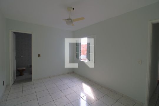 Suíte de casa à venda com 4 quartos, 120m² em Socorro, São Paulo