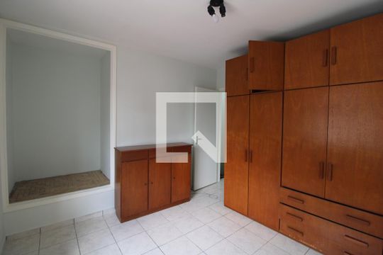 Quarto 2 de casa para alugar com 4 quartos, 120m² em Socorro, São Paulo
