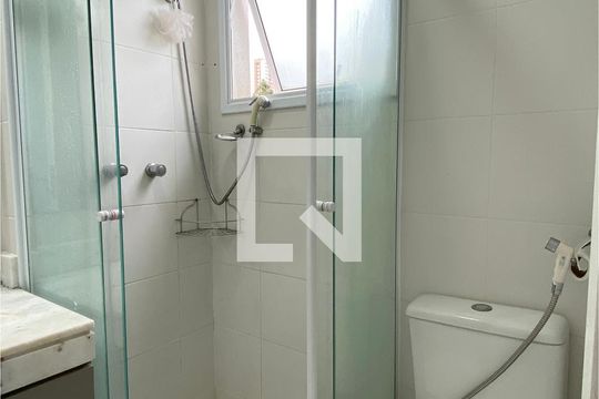 Banheiro da Suíte 1 de apartamento à venda com 2 quartos, 59m² em Vila Iracema, Barueri