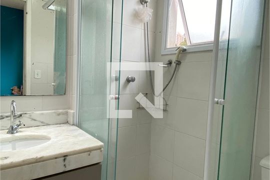 Banheiro da Suíte 1 de apartamento à venda com 2 quartos, 59m² em Vila Iracema, Barueri