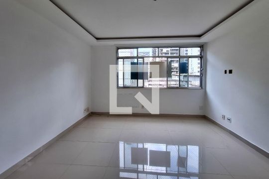 Sala de apartamento à venda com 3 quartos, 98m² em Icaraí, Niterói