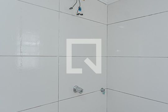 Banheiro de casa à venda com 2 quartos, 80m² em Vila Palmeiras, São Paulo