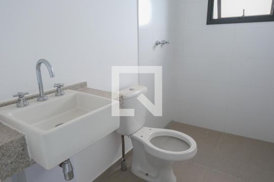 Banheiro da Suíte 1 de apartamento à venda com 2 quartos, 70m² em Pinheiros, São Paulo