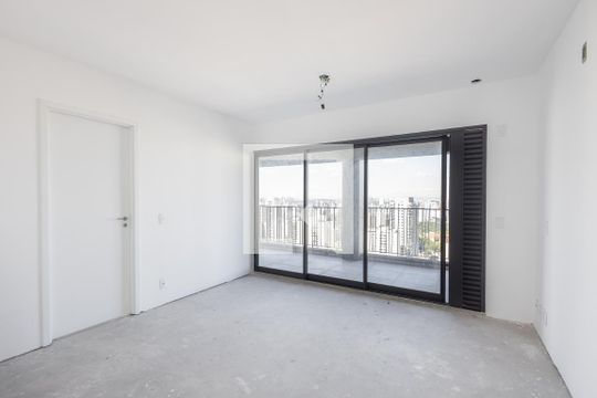 Apartamento à venda com 2 quartos, 70m² em Pinheiros, São Paulo
