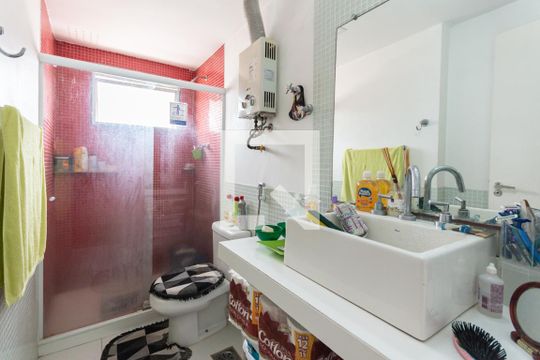 Banheiro de apartamento à venda com 2 quartos, 90m² em Andaraí, Rio de Janeiro