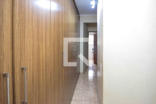 Corredor de casa à venda com 3 quartos, 294m² em Vila Santa Clara, São Paulo