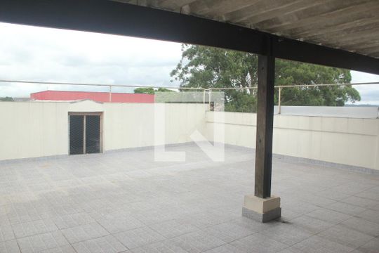 Sacada de apartamento para alugar com 3 quartos, 400m² em Cidade Dutra, São Paulo