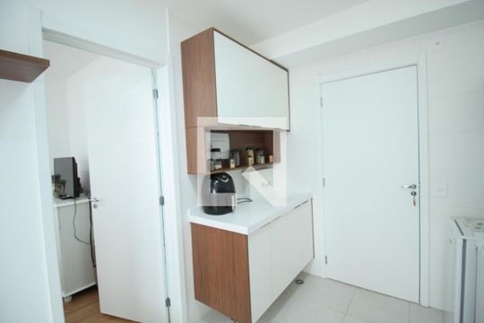 Cozinha de apartamento à venda com 1 quarto, 31m² em Brás, São Paulo