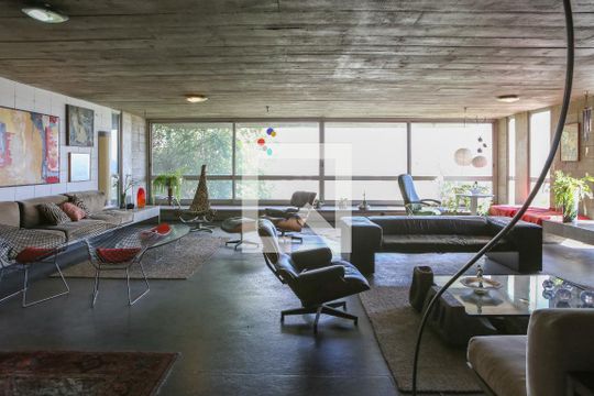 Casa para alugar com 4 quartos, 430m² em Vila Ida, São Paulo
