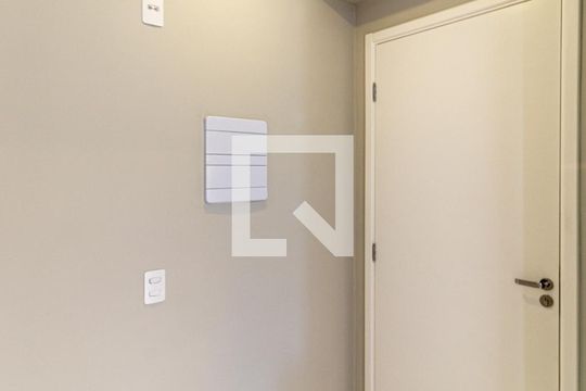 Entrada de apartamento para alugar com 2 quartos, 33m² em Vila Buarque, São Paulo