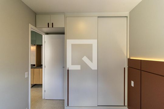 Quarto 1 - Armários de apartamento para alugar com 2 quartos, 33m² em Vila Buarque, São Paulo