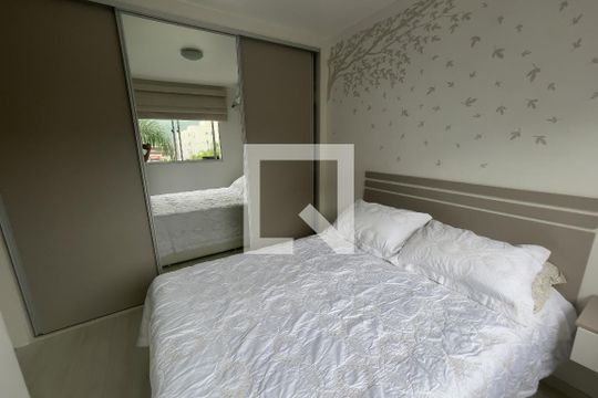 Quarto de apartamento para alugar com 2 quartos, 50m² em Jardim Primavera, Duque de Caxias