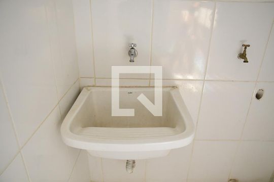 Área de Serviço de casa de condomínio para alugar com 3 quartos, 200m² em Jardim Barbacena, Cotia