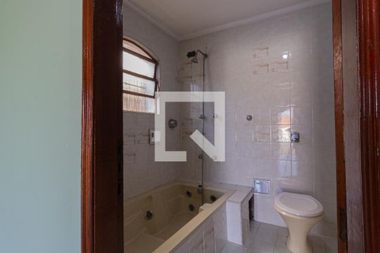 Banheiro Suíte de casa para alugar com 3 quartos, 200m² em Vila Matilde, São Paulo