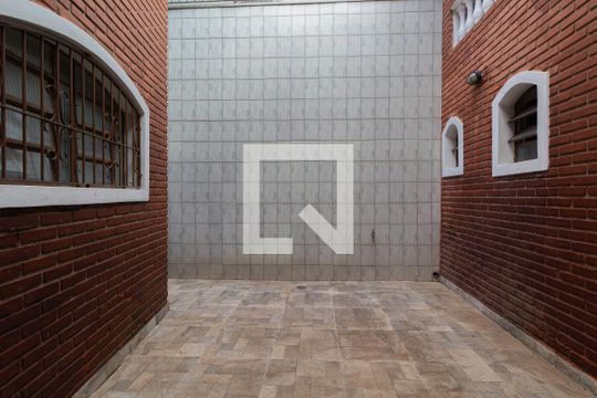 Área de Serviço de casa para alugar com 3 quartos, 200m² em Vila Matilde, São Paulo