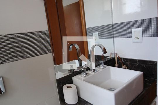 Banheiro de apartamento para alugar com 3 quartos, 90m² em Jardim Paraíso, São Paulo