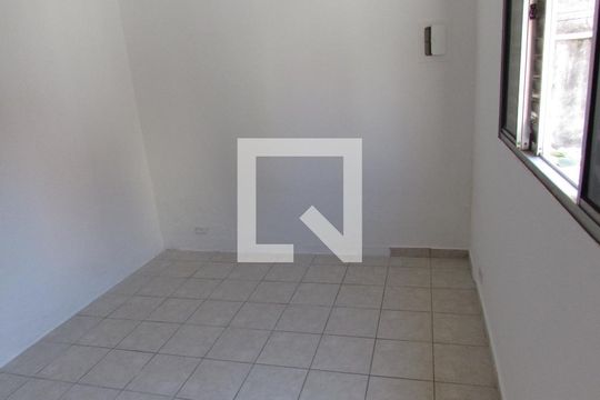 Quarto 1 de casa para alugar com 2 quartos, 100m² em Jardim Catanduva, São Paulo