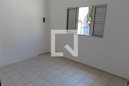 Quarto 1 de casa para alugar com 2 quartos, 100m² em Jardim Catanduva, São Paulo