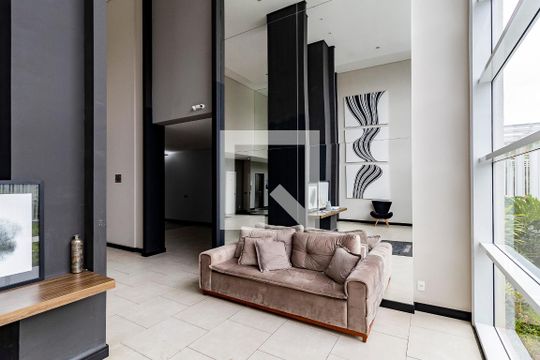 Hall Social de apartamento à venda com 2 quartos, 71m² em Santo Amaro, São Paulo