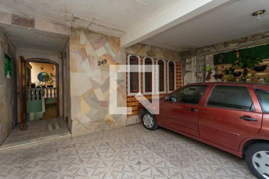 Garagem de casa à venda com 4 quartos, 350m² em Taboão, São Bernardo do Campo