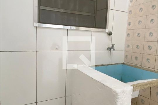 Área de Serviço de casa para alugar com 1 quarto, 40m² em Jardim Iracema, Barueri